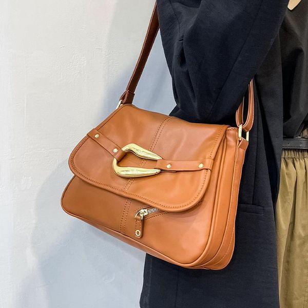 evening bags autumn unique personality large-capacity shoulder bag 2021 fashion women's designer underarm wild retro messenger
evening bags autumn unique personality large-capacity shoulder bag 2021 fashion women's designer underarm wild retro messenger