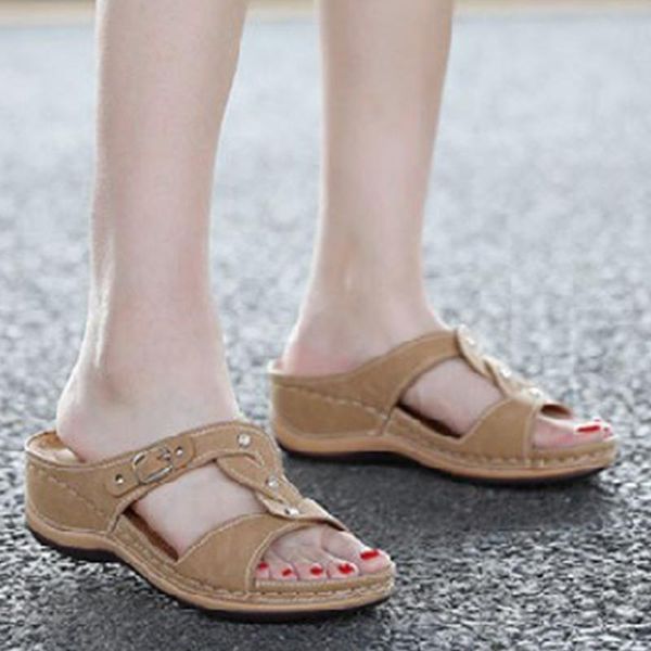 slippers woman wedges ladies platform retro wear-resistant female sandals solid non slip casual shoes 2021 plus size, Black
slippers woman wedges ladies platform retro wear-resistant female sandals solid non slip casual shoes 2021 plus size, Black