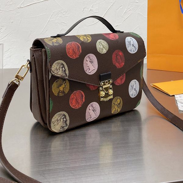 luxury designer women shoulder bags women's totes fashion messenger bag handbags purses handbag crossbody
luxury designer women shoulder bags women's totes fashion messenger bag handbags purses handbag crossbody