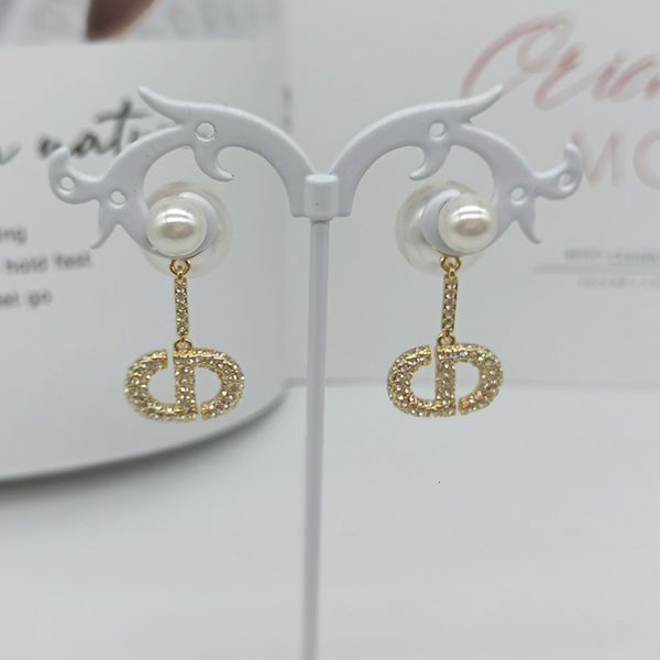 charms d pearl letter diamond inlaid real gold girls' earrings 2021 summer temperament women's, Golden
charms d pearl letter diamond inlaid real gold girls' earrings 2021 summer temperament women's, Golden