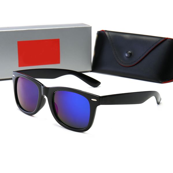 2021 men's and women's square round luxury sun polarized fashion sunglasses with leather cover, White;black
2021 men's and women's square round luxury sun polarized fashion sunglasses with leather cover, White;black