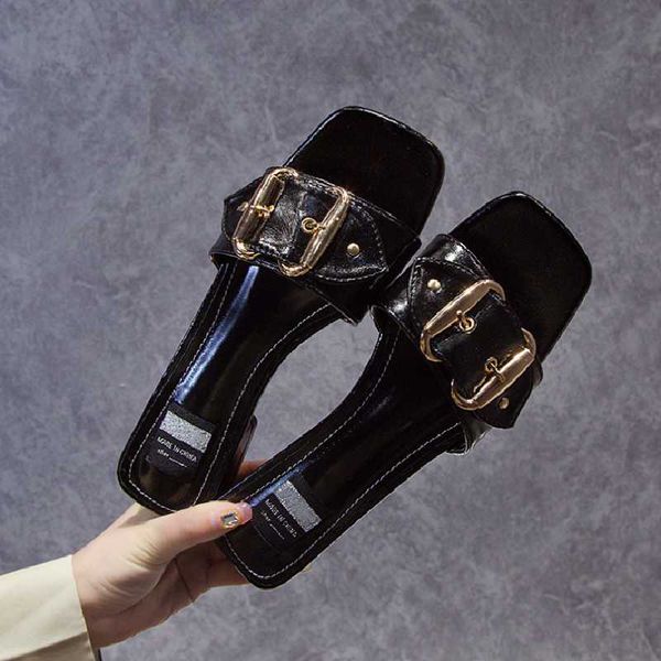 new women's shoes, black flat-bottomed fashion slippers, outside wear all-match square-toed sandals and slippers, one word with
new women's shoes, black flat-bottomed fashion slippers, outside wear all-match square-toed sandals and slippers, one word with