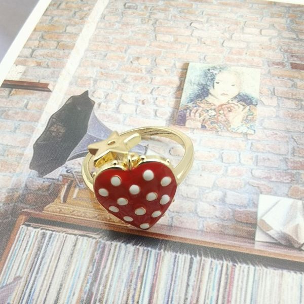 2021 new designer tanabata strawberry ring love gutta percha red tail valentine's day gift, Silver
2021 new designer tanabata strawberry ring love gutta percha red tail valentine's day gift, Silver