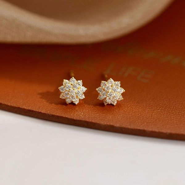 stud yc5201e s925 silver street snap series delicacy-style geometry flower zircon earring girl's gift banquet women's jewelry, Golden;silver
stud yc5201e s925 silver street snap series delicacy-style geometry flower zircon earring girl's gift banquet women's jewelry, Golden;silver