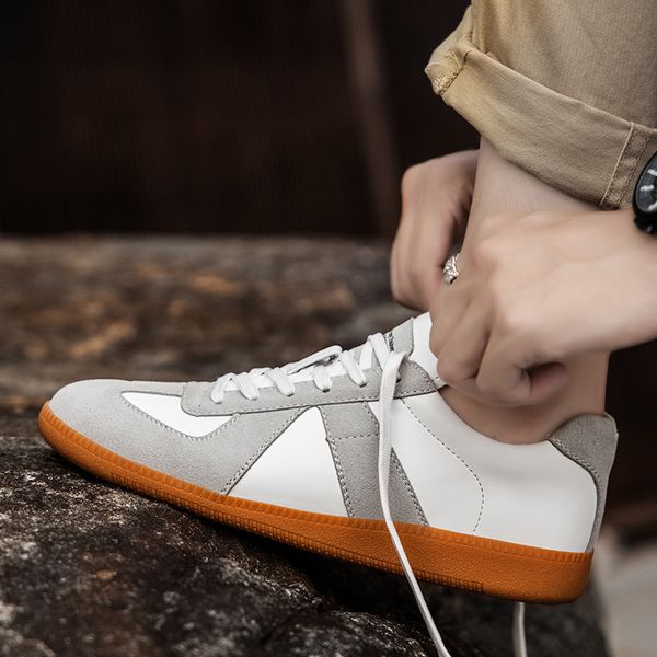 dress shoes fashion white casual sneakers men comfortable all match daily light off breathable sports running vand, Black
dress shoes fashion white casual sneakers men comfortable all match daily light off breathable sports running vand, Black