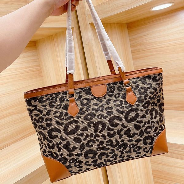 designer leopard print large totes canvas tote bag casual simple shoulder bag messenger bag
designer leopard print large totes canvas tote bag casual simple shoulder bag messenger bag