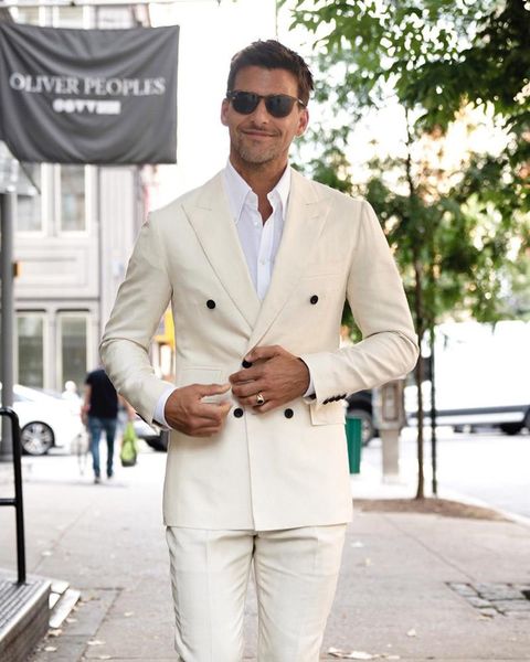 men's suits & blazers 2021 summer beige mens polyester blend 2 piece (coat+pants) peaked lapel costume homme formal double-breasted bla, White;black
men's suits & blazers 2021 summer beige mens polyester blend 2 piece (coat+pants) peaked lapel costume homme formal double-breasted bla, White;black