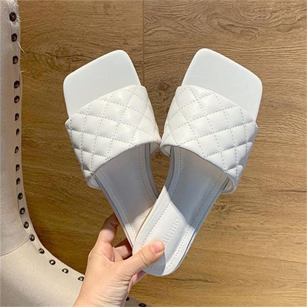 slippers european fashion leather sandals for ladies platform sandal flats shoes, Black
slippers european fashion leather sandals for ladies platform sandal flats shoes, Black