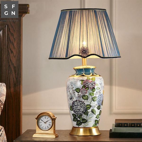 table lamps copper lamp bedside jingdezhen ceramic generous luxury for living room decorated bedroom led
table lamps copper lamp bedside jingdezhen ceramic generous luxury for living room decorated bedroom led