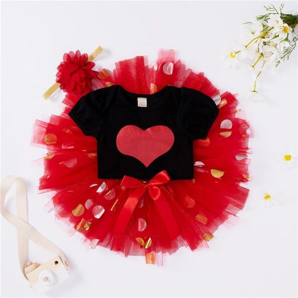 2021 girl romper mesh skirt floral headband heart printed shirt sequined half dress baby clothing set, White
2021 girl romper mesh skirt floral headband heart printed shirt sequined half dress baby clothing set, White