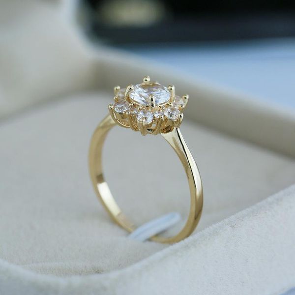 wedding rings copper inlaid zircon snowflake ring european and beautiful fashion hand jewelry accessories, Slivery;golden
wedding rings copper inlaid zircon snowflake ring european and beautiful fashion hand jewelry accessories, Slivery;golden