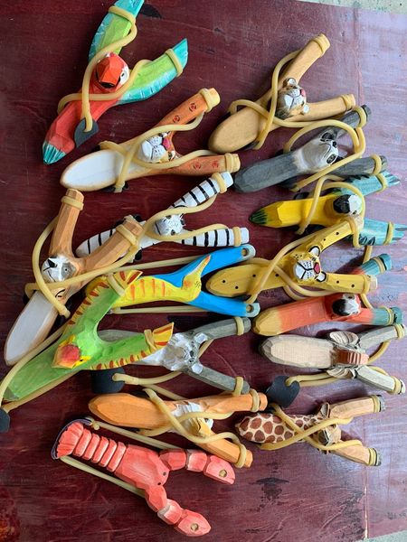 mixed styles creative wood carving animal slingstoy cartoon animals hand-painted wooden sling scrafts kids gift l273
mixed styles creative wood carving animal slingstoy cartoon animals hand-painted wooden sling scrafts kids gift l273