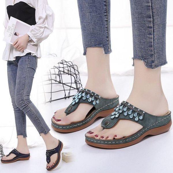 slippers shoes woman 2021 on a wedge female big size glitter slides rubber flip flops low soft jelly hawaiian flat rome casu, Black
slippers shoes woman 2021 on a wedge female big size glitter slides rubber flip flops low soft jelly hawaiian flat rome casu, Black