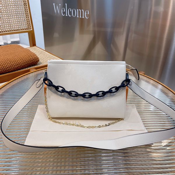 women shoulder bags 2021 autumn fashion ladies crossbody bag high-quality solid leather famous luxury designers small square-bags classic lo
women shoulder bags 2021 autumn fashion ladies crossbody bag high-quality solid leather famous luxury designers small square-bags classic lo