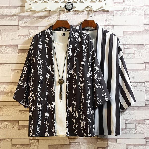 men's jackets cardigan men summer japanese kimono thin print jacket nice skin clothes open sticth, Black;brown 
men's jackets cardigan men summer japanese kimono thin print jacket nice skin clothes open sticth, Black;brown