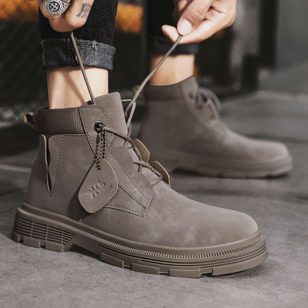 martin autumn 2020 new high british style tooling winter shoes middle men's boots, White;red
martin autumn 2020 new high british style tooling winter shoes middle men's boots, White;red