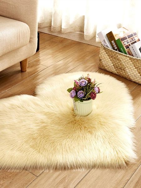 carpets 5cm long plush heart shape carpet modern artificial wool floor pad living room bedroom antiskid soft faux fluffy rug
carpets 5cm long plush heart shape carpet modern artificial wool floor pad living room bedroom antiskid soft faux fluffy rug