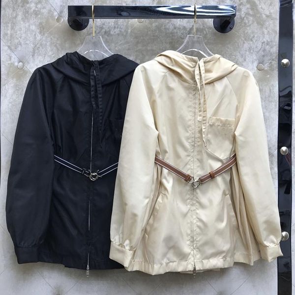 women's trench coats women nylon hooded waterproof raincoat 3 colors with belt for spring jacket coat, Tan;black
women's trench coats women nylon hooded waterproof raincoat 3 colors with belt for spring jacket coat, Tan;black