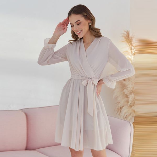 casual dresses women autumn chiffon ruffle seven sleeve v neck elegant fashion solid color mini for party v7kn, Black;gray
casual dresses women autumn chiffon ruffle seven sleeve v neck elegant fashion solid color mini for party v7kn, Black;gray