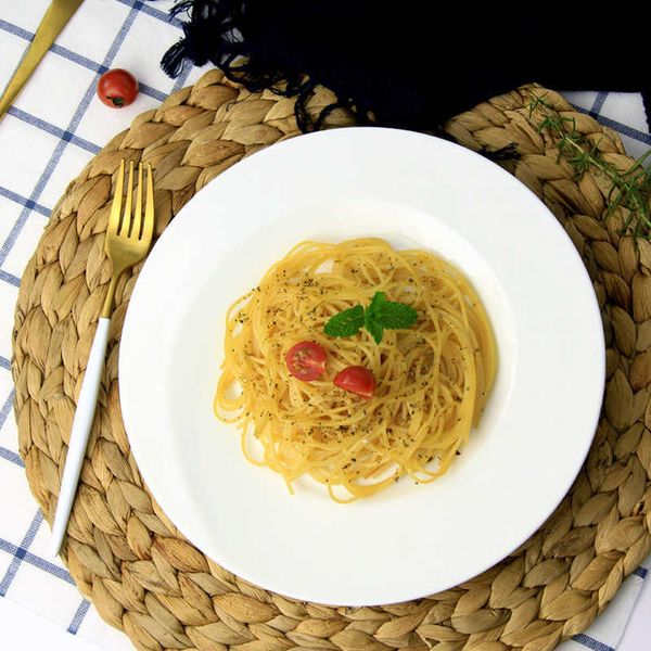 tableware white ceramic plate creative characteristic spiral pattern western food plate
tableware white ceramic plate creative characteristic spiral pattern western food plate