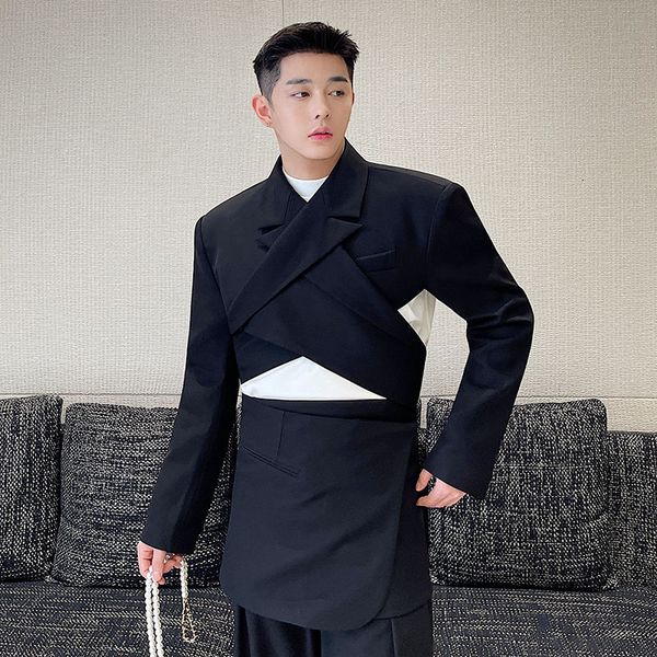 Menswear Fashion Cross Adjustable Wearing Backless Blazers 2021 New Notched Long Sleeve Short Suit Jacket Male Tide Autumn, White;black
Menswear Fashion Cross Adjustable Wearing Backless Blazers 2021 New Notched Long Sleeve Short Suit Jacket Male Tide Autumn, White;black