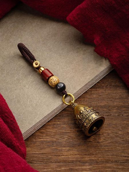 hooks & rails brass bell car keychain small pendant personality creative hand-woven key chain men's trendy high-end hook 
hooks & rails brass bell car keychain small pendant personality creative hand-woven key chain men's trendy high-end hook