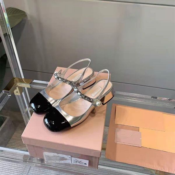 designer women fashion chain vintage style paten leather flats sandals dress wedding single shoes with original box, Black
designer women fashion chain vintage style paten leather flats sandals dress wedding single shoes with original box, Black