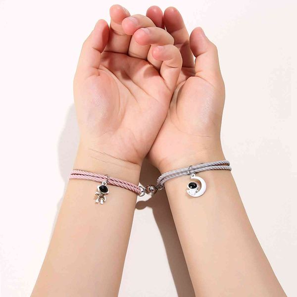 magnetic coupl bracelet relationship women men adjustable chain link bracelets for coupl, Golden;silver
magnetic coupl bracelet relationship women men adjustable chain link bracelets for coupl, Golden;silver
