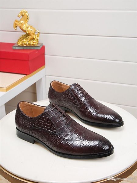 genuine leather business men's luxury dress shoe fashion elegant formal wedding shoes designer men slip on office oxford shoes for men, Black
genuine leather business men's luxury dress shoe fashion elegant formal wedding shoes designer men slip on office oxford shoes for men, Black