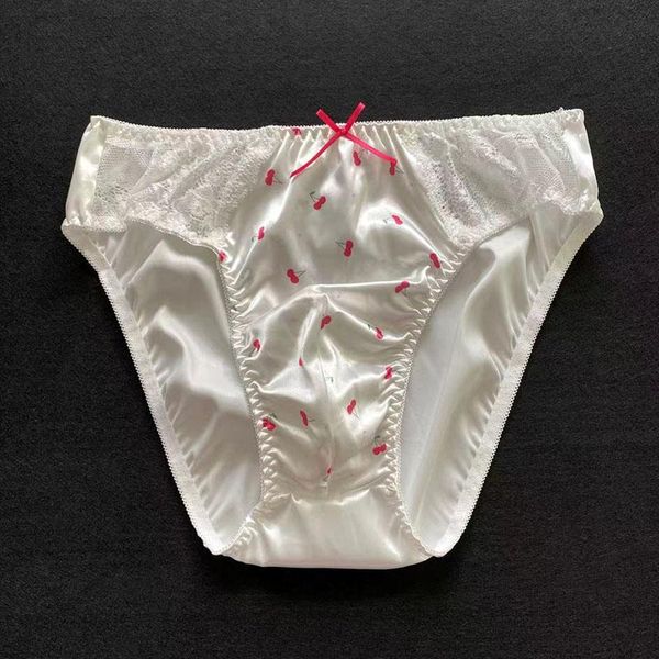 underpants lace gay underwear flower sissy mens briefs silk breathable panties cueca for men, Black;white
underpants lace gay underwear flower sissy mens briefs silk breathable panties cueca for men, Black;white