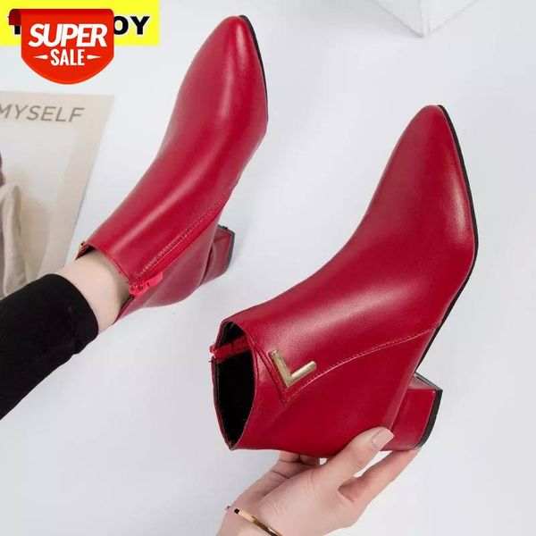 2019 fashion women boots casual leather low high heels spring shoes woman pointed toe rubber ankle boots black red zapatos mujer #tu58
2019 fashion women boots casual leather low high heels spring shoes woman pointed toe rubber ankle boots black red zapatos mujer #tu58