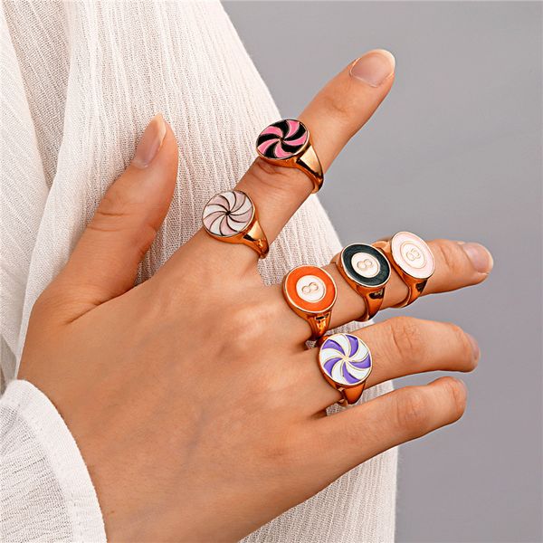 round windmill colorful rings women letter 8 alloy geometric finger ring european oil drop retro party gift hand jewelry accessories wholesa, Golden;silver
round windmill colorful rings women letter 8 alloy geometric finger ring european oil drop retro party gift hand jewelry accessories wholesa, Golden;silver