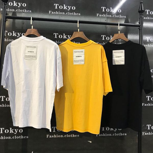 2021 new vetements camiseta roupa de trabalho masculina mulher e bordado cor slida vtm s casual alta rua t-shirts oversize lable rl3j, Black
2021 new vetements camiseta roupa de trabalho masculina mulher e bordado cor slida vtm s casual alta rua t-shirts oversize lable rl3j, Black