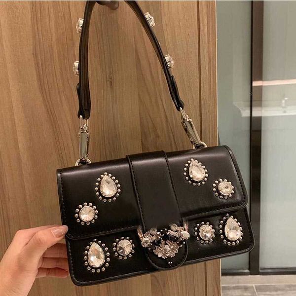 ladies black handbag women shoulder purse bag fashion leather crossbody handbag lady wallet swallow bags quilted bag
ladies black handbag women shoulder purse bag fashion leather crossbody handbag lady wallet swallow bags quilted bag