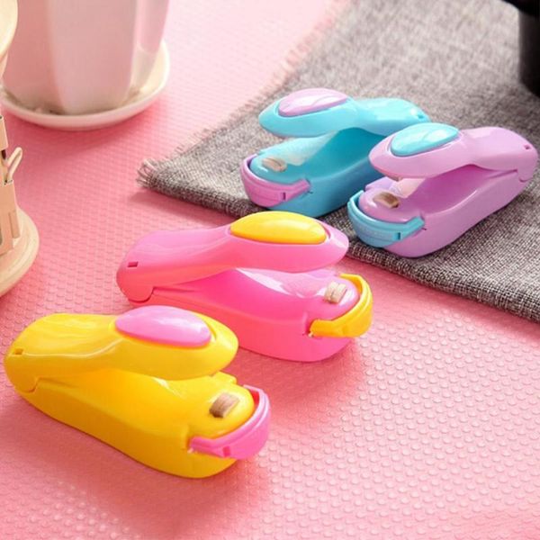 bag clips mini heat sealing machine portable impulse seal packing plastic kitchen storage capper vacuum resealer
bag clips mini heat sealing machine portable impulse seal packing plastic kitchen storage capper vacuum resealer
