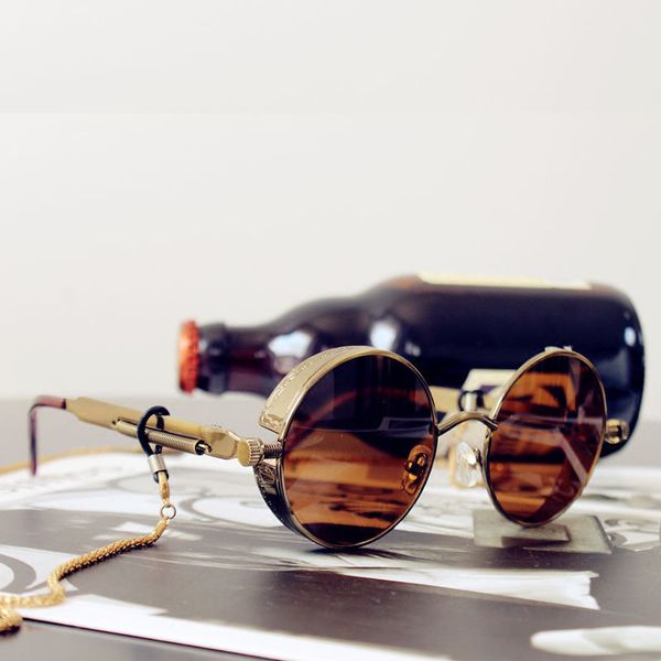 Classic Gothic Steampunk sunglasses Luxury Brand designer High quality men and women Retro round metal sunglasses UV400 Glasses wholesale, Silver
Classic Gothic Steampunk sunglasses Luxury Brand designer High quality men and women Retro round metal sunglasses UV400 Glasses wholesale, Silver