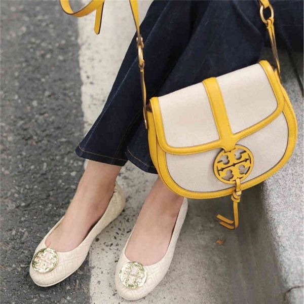 tb new women's miller saddle bag canvas with first layer cowhide semicircle medium single shoulder messenger
tb new women's miller saddle bag canvas with first layer cowhide semicircle medium single shoulder messenger