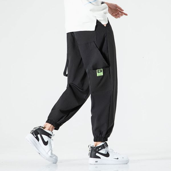 new 2021 men's joggers leggings man black comfortable pant casual streetwear loose trouser japanese trendy pants polyester x84a
new 2021 men's joggers leggings man black comfortable pant casual streetwear loose trouser japanese trendy pants polyester x84a
