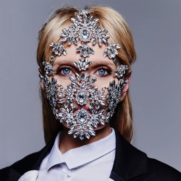 glaming fashion halloween leaf crystal rhinestone face mask for women bling custom designer facemask rhinestones dance jewelry, Red;blue
glaming fashion halloween leaf crystal rhinestone face mask for women bling custom designer facemask rhinestones dance jewelry, Red;blue
