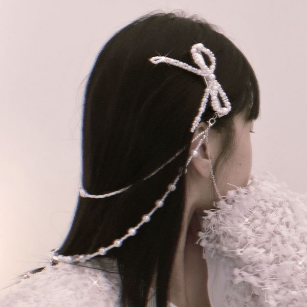 minority design pearl bow multi wearing hairpin sense french temperament fairy crystal, Golden;silver
minority design pearl bow multi wearing hairpin sense french temperament fairy crystal, Golden;silver