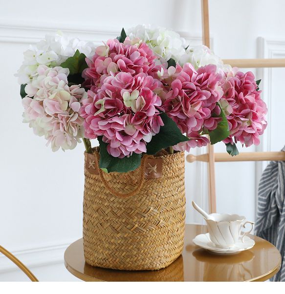 hydrangea single bouquet artificial wedding home small broken silk leaf christmas decoration vase with flowers
hydrangea single bouquet artificial wedding home small broken silk leaf christmas decoration vase with flowers
