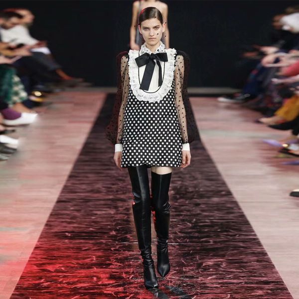 2021 new autumn runway designers women vintage lace patchwork long sleeve mini polka dot rrnu, Black;gray
2021 new autumn runway designers women vintage lace patchwork long sleeve mini polka dot rrnu, Black;gray