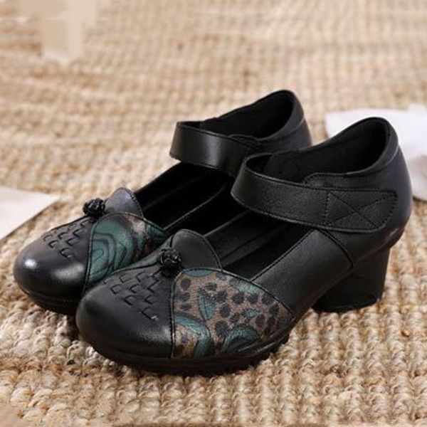 dress shoes 2021 spring soft comfortable women high heels square dance mother fashion printing genuine leather, Black
dress shoes 2021 spring soft comfortable women high heels square dance mother fashion printing genuine leather, Black