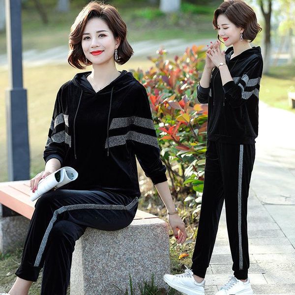women's two piece pants mom's autumn sportswear 2021 casual middle-aged women 's suit, White
women's two piece pants mom's autumn sportswear 2021 casual middle-aged women 's suit, White