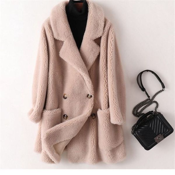 2021 new women winter wool ffy real sheep shearing coat female plush particles natural fur jacket abrigos mujer z493p91, Black
2021 new women winter wool ffy real sheep shearing coat female plush particles natural fur jacket abrigos mujer z493p91, Black