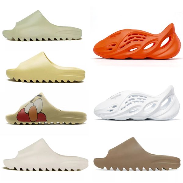 2021 slides slippers foam runner desert sand triple rubber black graffiti bone flat resin slide sandal mens slipper with box new
2021 slides slippers foam runner desert sand triple rubber black graffiti bone flat resin slide sandal mens slipper with box new