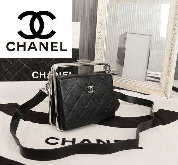 clutches brand designer luxury 8229 women handbags iconic bags handles shoulder bags tote cross evening body bag 1db0
clutches brand designer luxury 8229 women handbags iconic bags handles shoulder bags tote cross evening body bag 1db0
