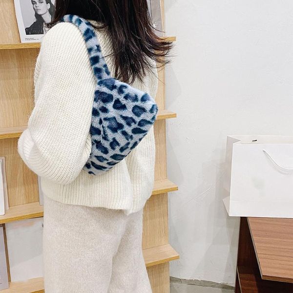 cross body retro animal pattern underarm bag fashion plush shoulder handle for women mini purse street clut
cross body retro animal pattern underarm bag fashion plush shoulder handle for women mini purse street clut