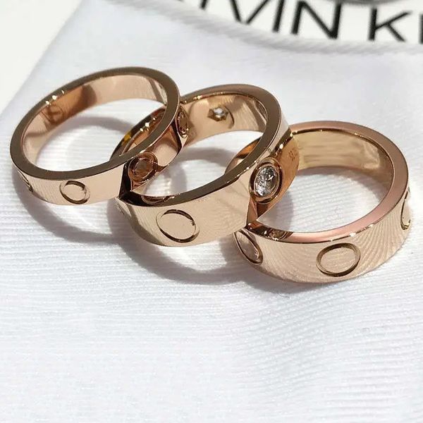 luxury designers design men's and women's ring, reprint the fashionable letters, shopping, women favorite party rings, Silver
luxury designers design men's and women's ring, reprint the fashionable letters, shopping, women favorite party rings, Silver