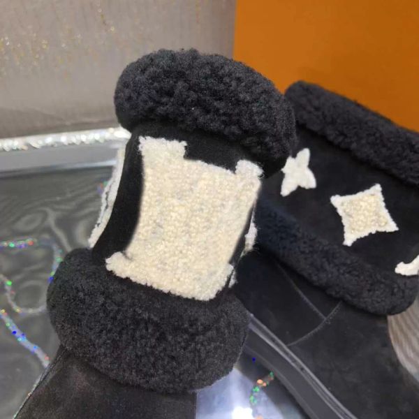 women snowdrop flat ankle boots fashion wool printed rubber sole martin booted r ladies winter snow boot shoes with box2153, Black
women snowdrop flat ankle boots fashion wool printed rubber sole martin booted r ladies winter snow boot shoes with box2153, Black